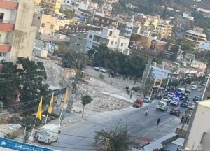 مسيّرة تضرب قلب النبطية… شهيدان وجريح باستهداف سيارة