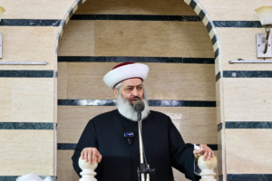 عون يعزّي مفتي عكار… وحضور عسكري وديني واسع