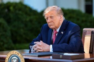 طهران على مفترق الطرق وواشنطن تكثف ضغوطها على كافة أنحاء أوروبا
