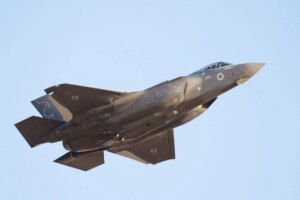 التصميم الإسرائيلي المكثف: إشارة إلى مواجهة جديدة مع إيران قريباً
