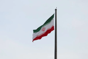 طهران ترصد قتال أوكرانية تلسكوب من حدودها والمسيرات تفتح جبهة جديدة